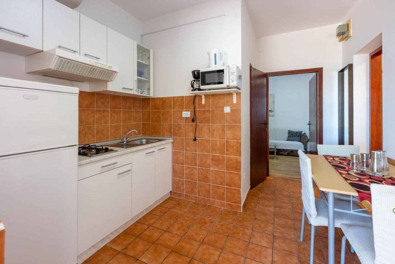 Apartments Lilin Цриквениця Екстер'єр фото