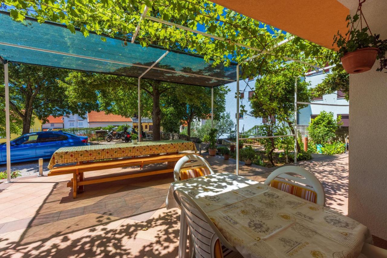 Apartments Lilin Цриквениця Екстер'єр фото