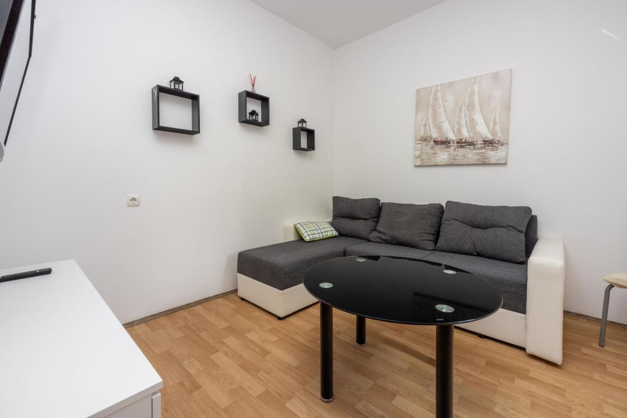 Apartments Lilin Цриквениця Екстер'єр фото